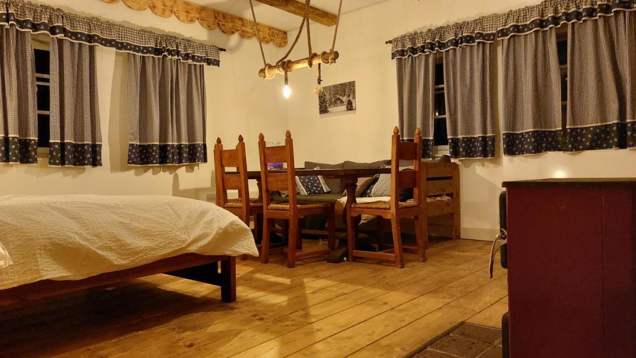 Hlucov - Penzion & Restaurace Bed & Breakfast Kanina Bagian luar foto